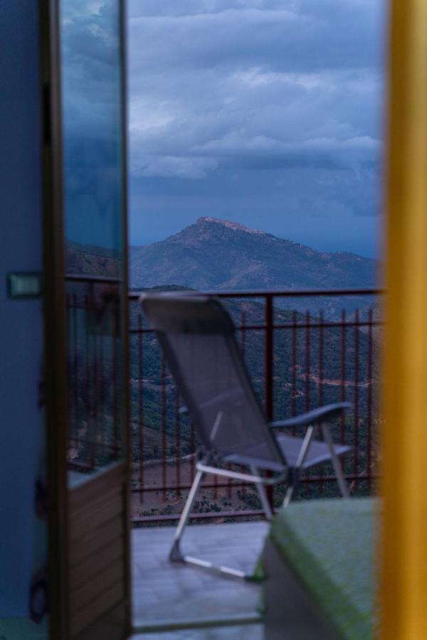 Casa Vacanze Dell'Angelo San Mauro Castelverde Extérieur photo