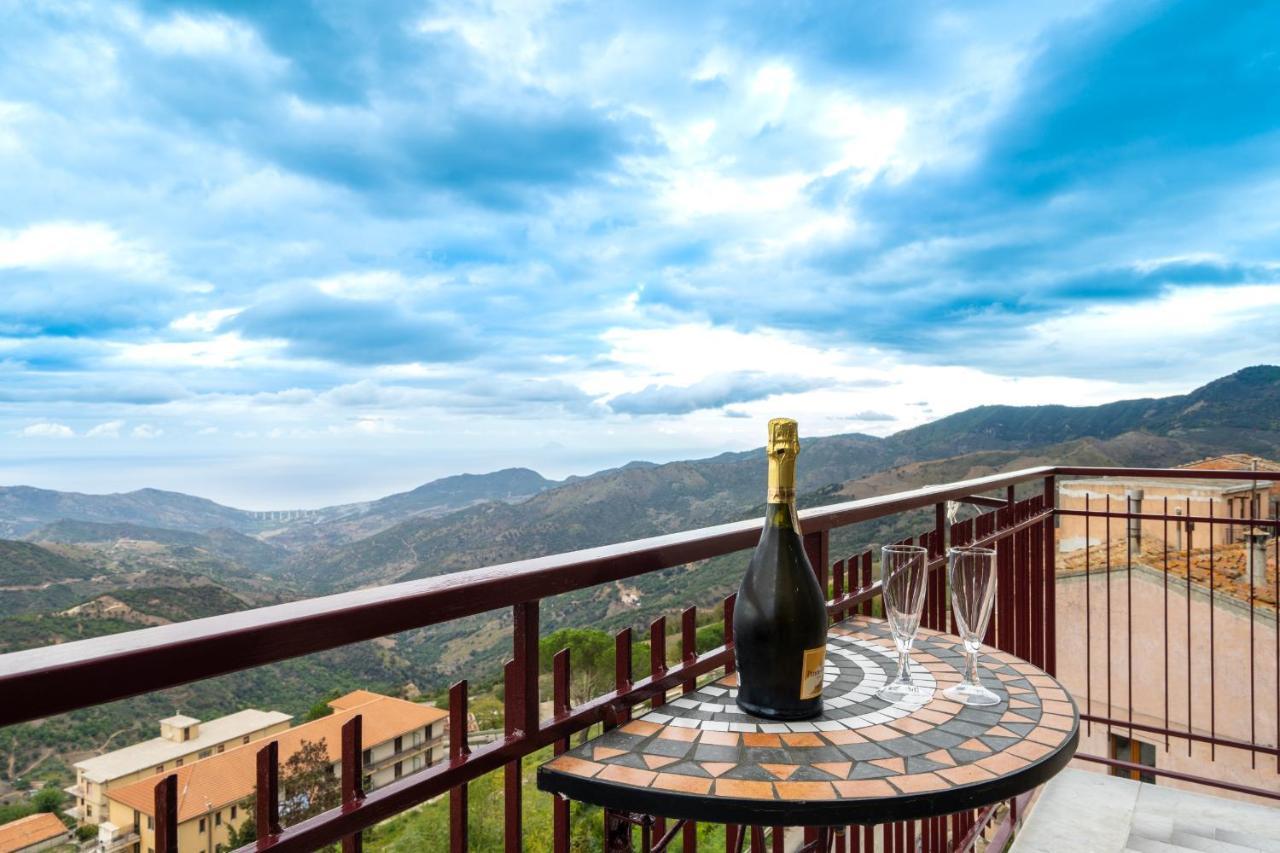 Casa Vacanze Dell'Angelo San Mauro Castelverde Extérieur photo